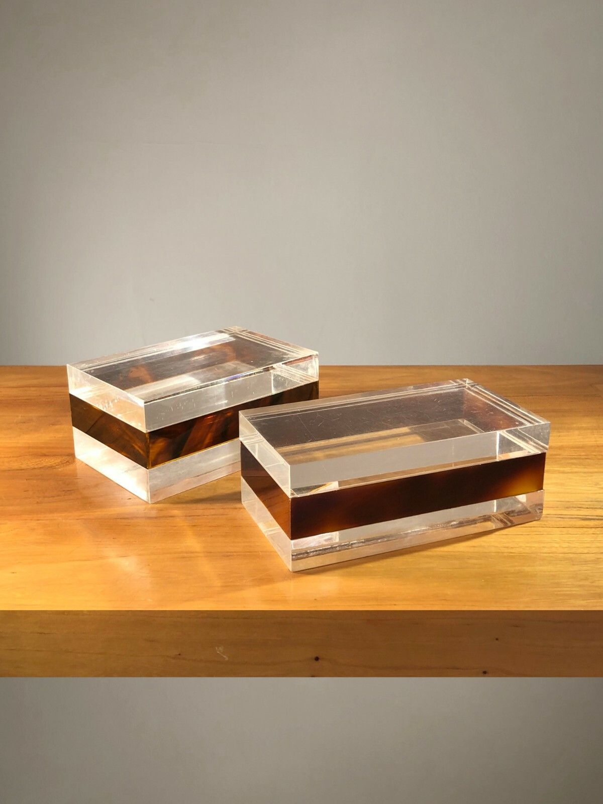1970 Philippe Cheverny 1 Box Post Modernist Pop Shabby Chic Lucite Plexiglas photo buy