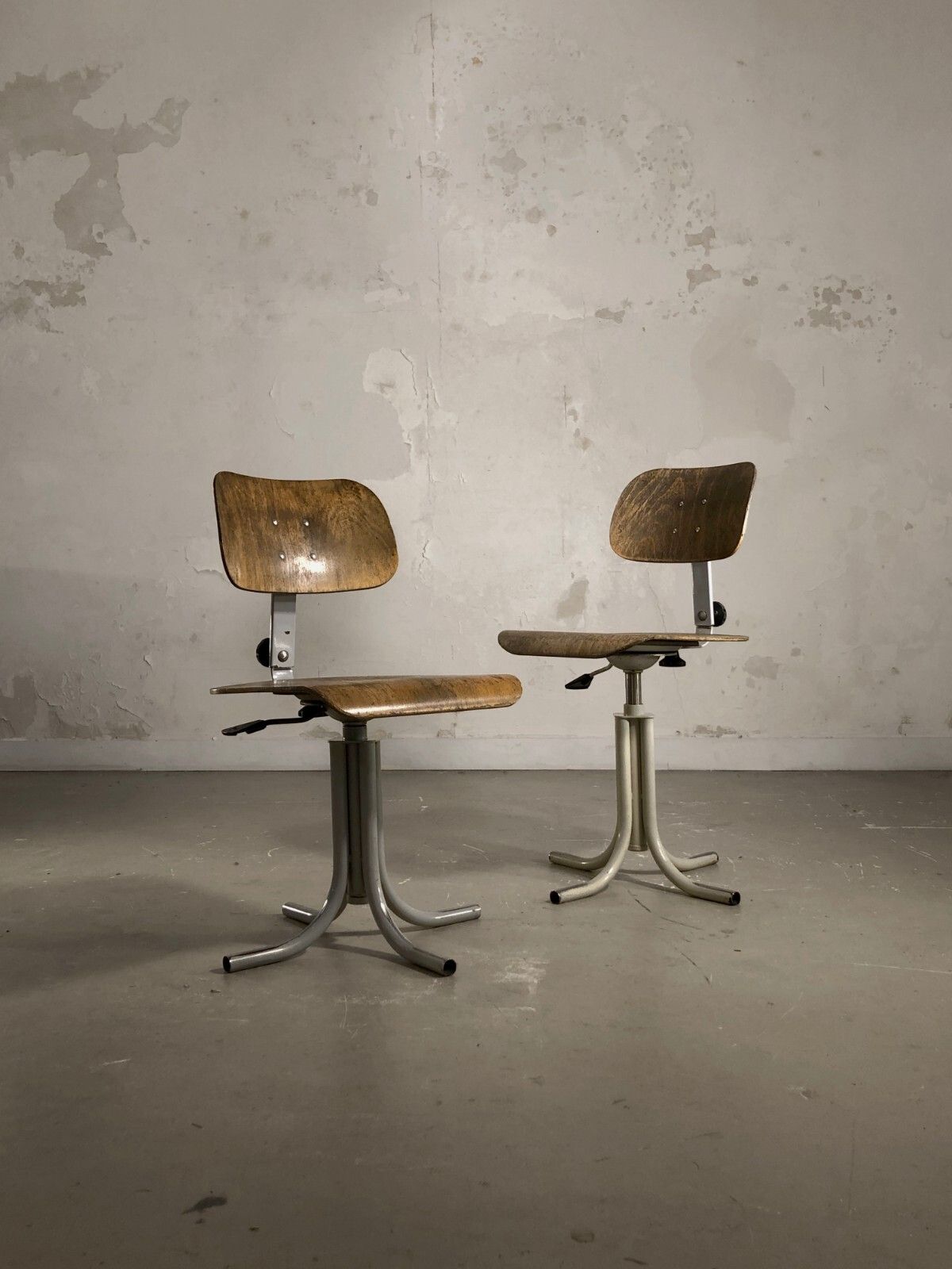1950 Chair Industrial Workshop Modernist Reconstruction Bauhaus Breuer Perriand photo furniture