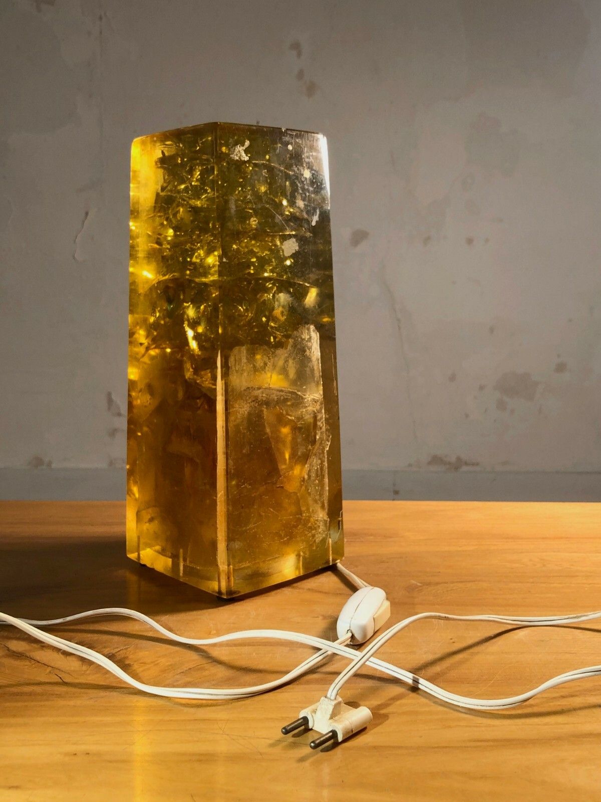 2021.0 1970 Marie Claude De Fouquieres Lucite Pop Shabby Chic Fractal Resin Lamp photo