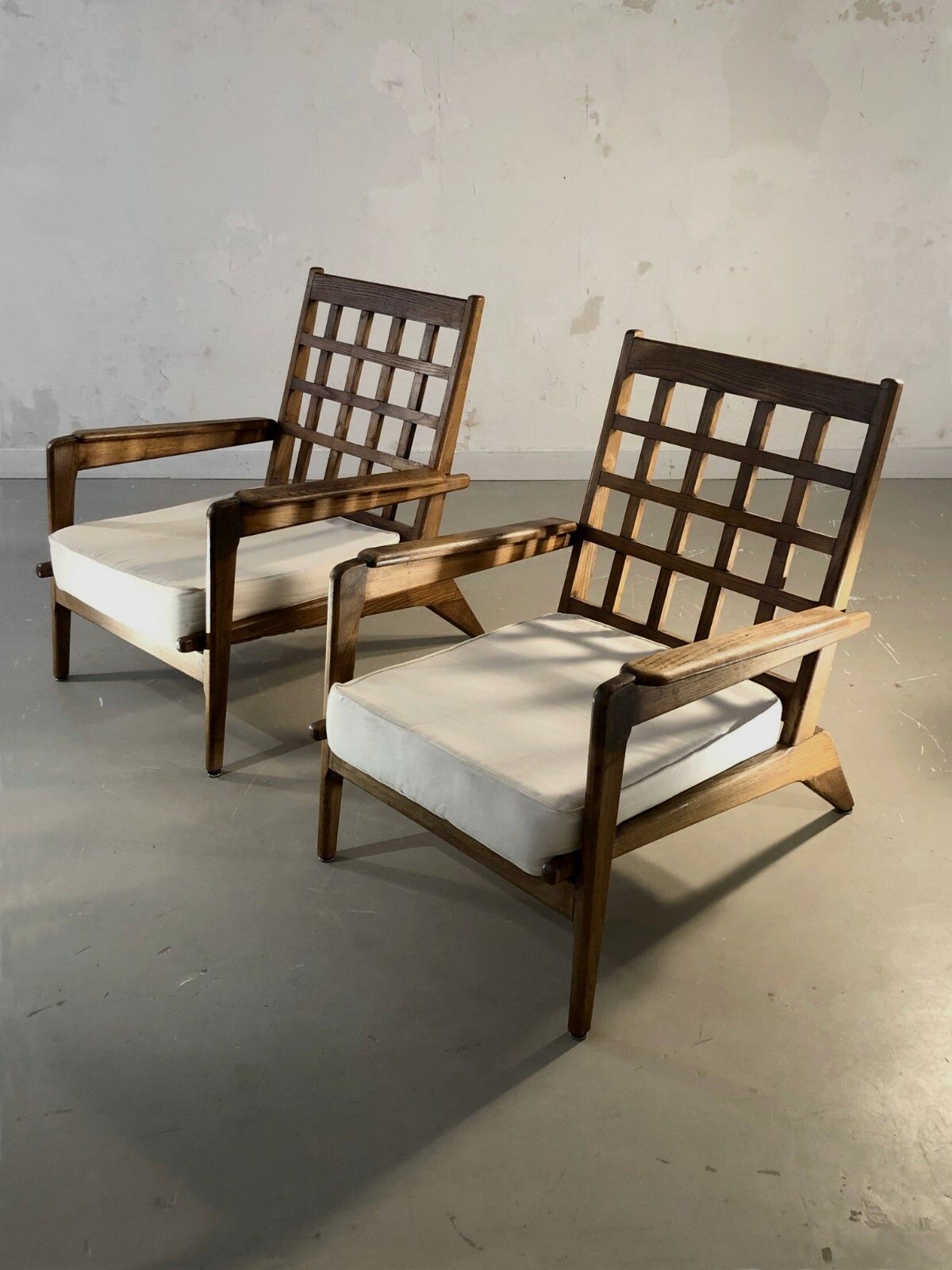 15159.0 1960 2 Modernist Chairs Reconstruction Bauhaus René Gabriel Guariche Chapo photo