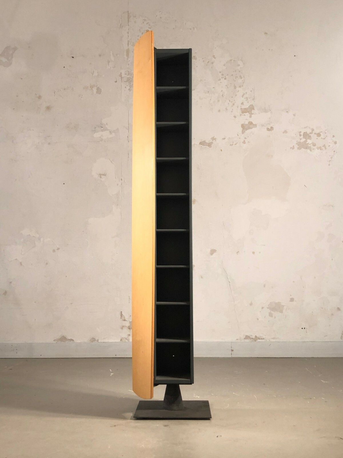 1980 1990 Column Range Cd Post Modernist Bauhaus Memphis Starck Sottsass photo 1011.0