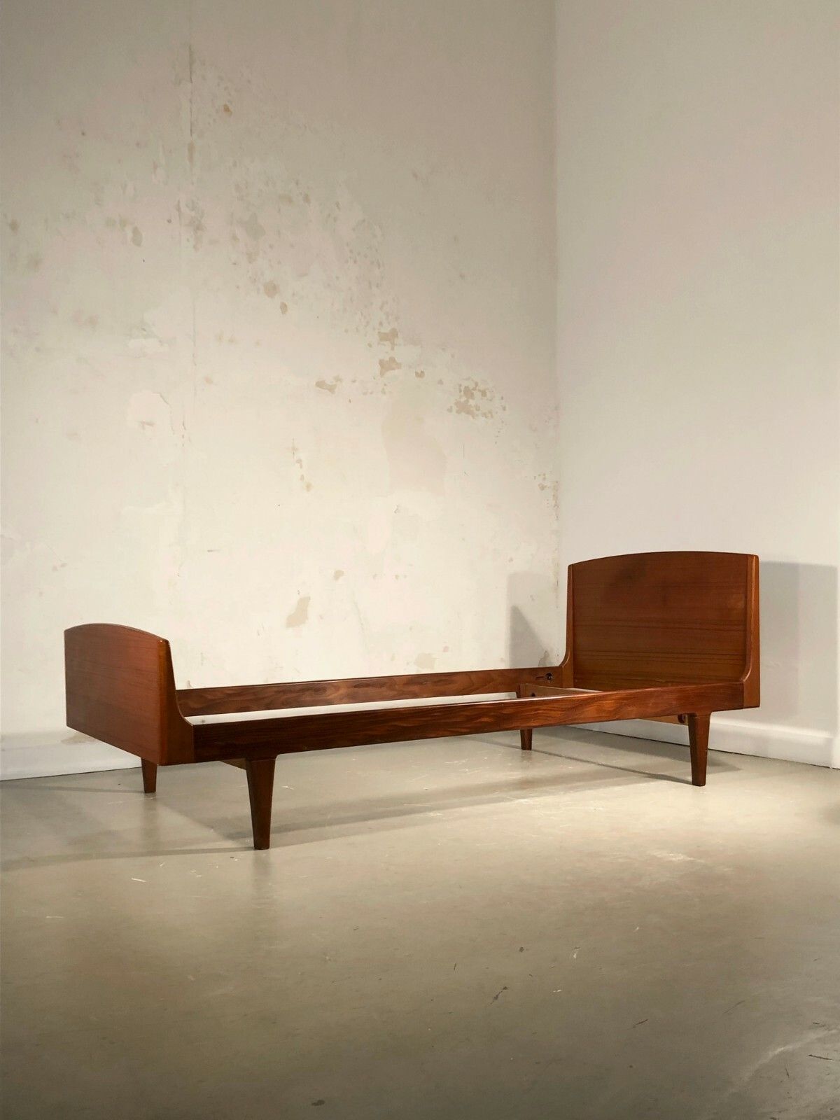 1950 Roger Landault Daybed Modernist Reconstruction Dansk Moth photo vintage
