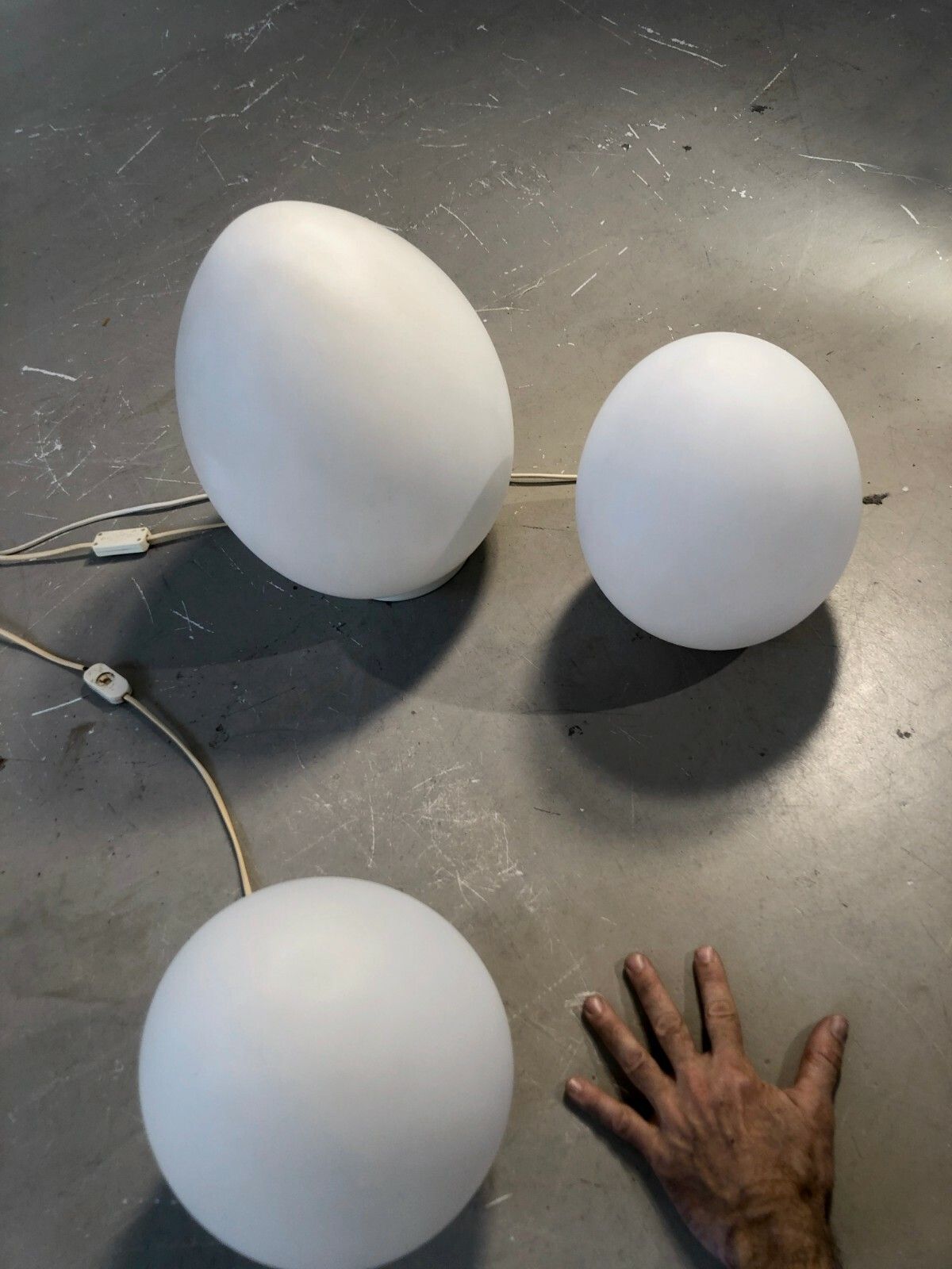 1970 Vianne 3 Lamps Egg Or Uevo Post Modernist Space Age Motte Arteluce photo vinterior