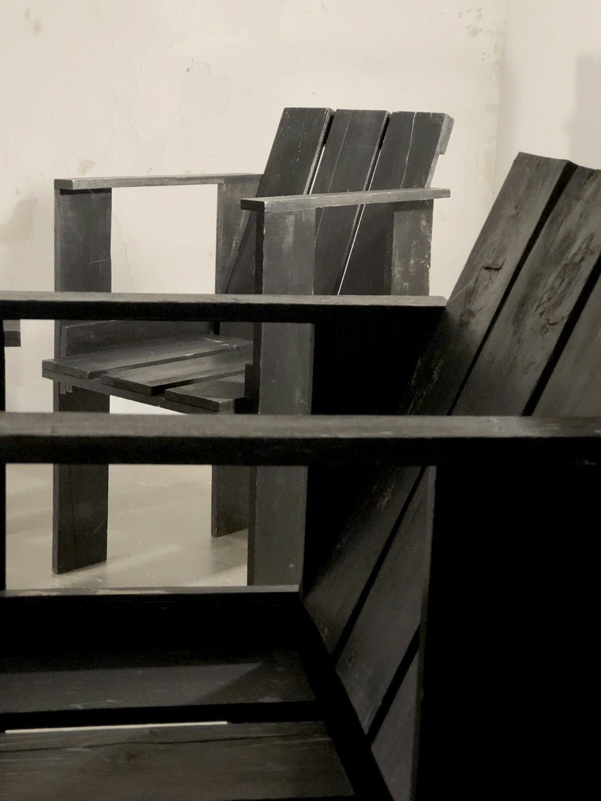 1970 Gerrit Rietveld 4 Chairs Crate Modernist Brutalist De Stijl Brutalist photo vintage