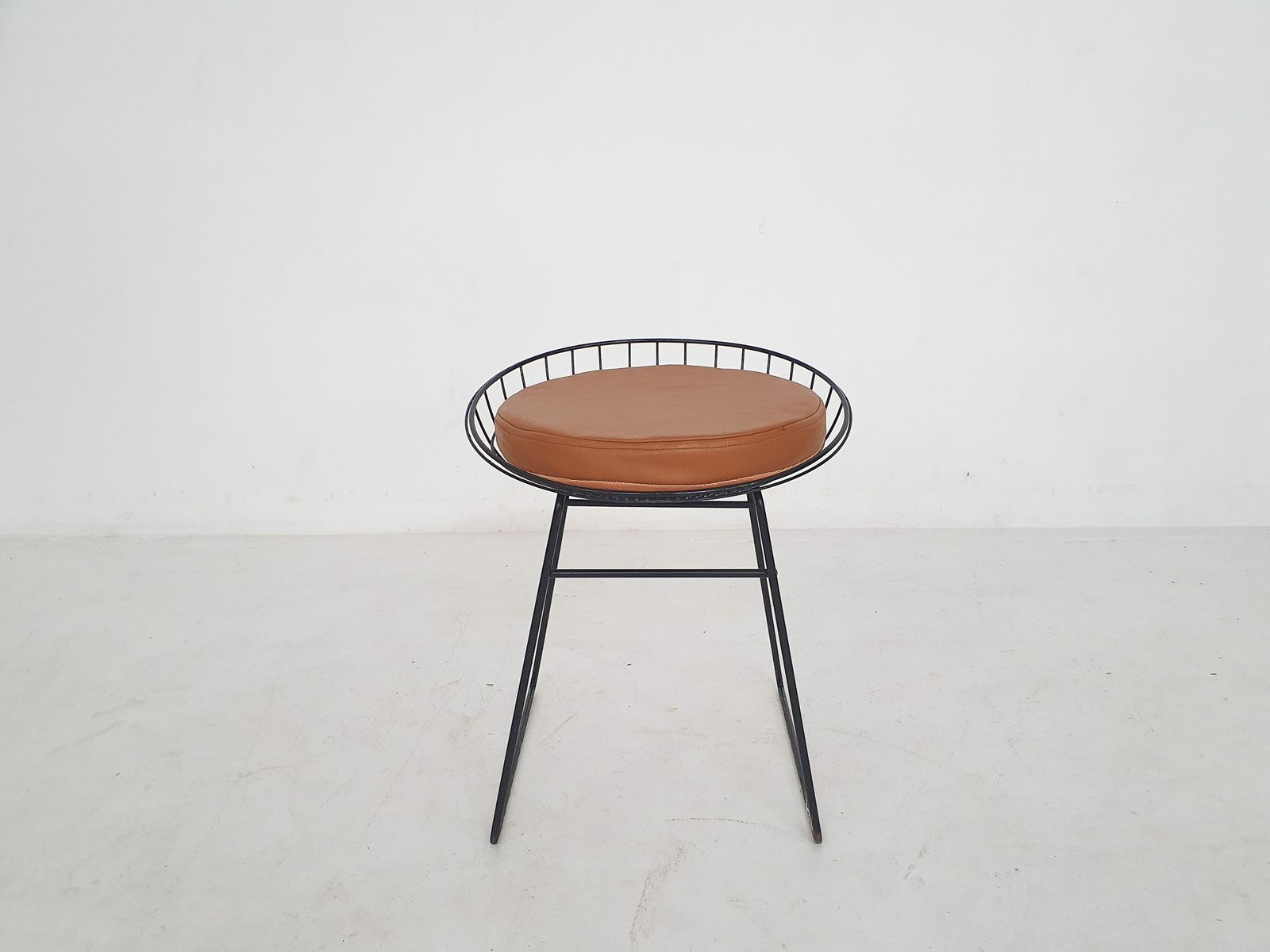 Cees Braakman Voor Pastoe Km05 Metalen Draadkruk, Nederland 1958 photo furniture