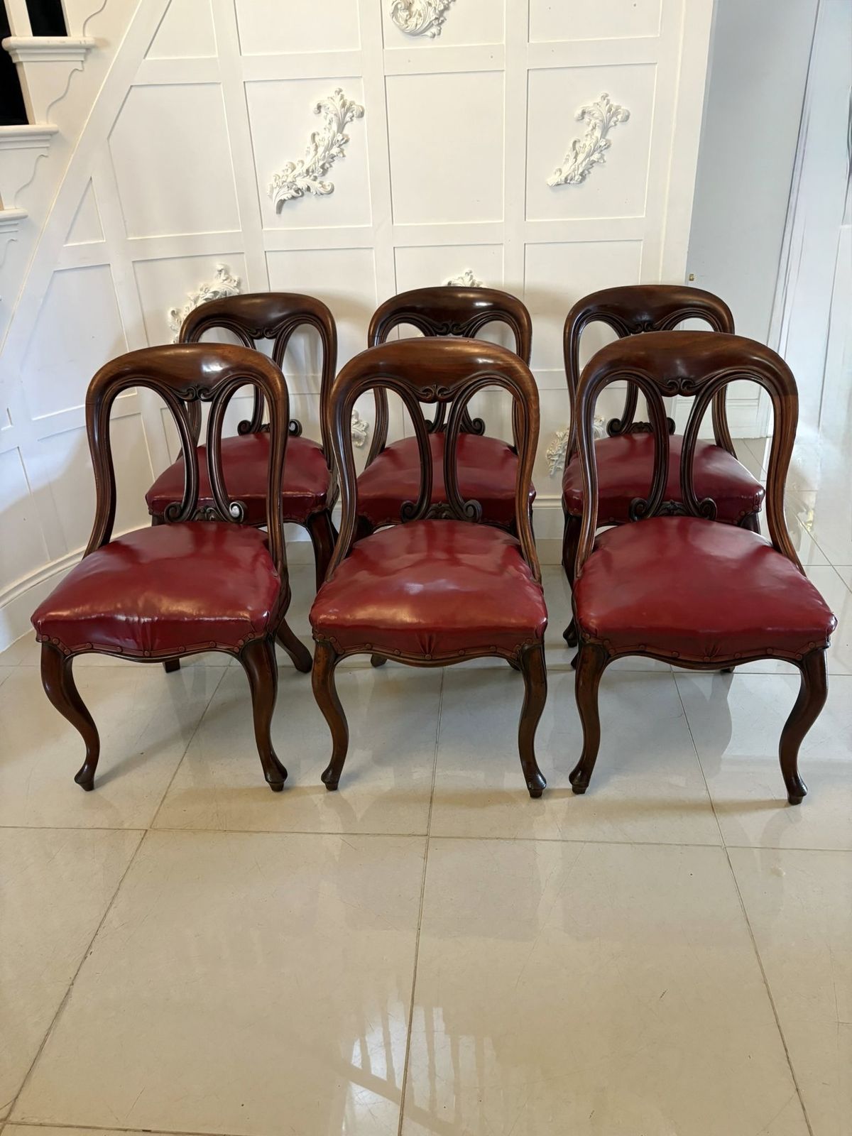 photo vinterior Set Of Six Antique 19th Century Superb Quality Carved Mahogany Dining Chairs
