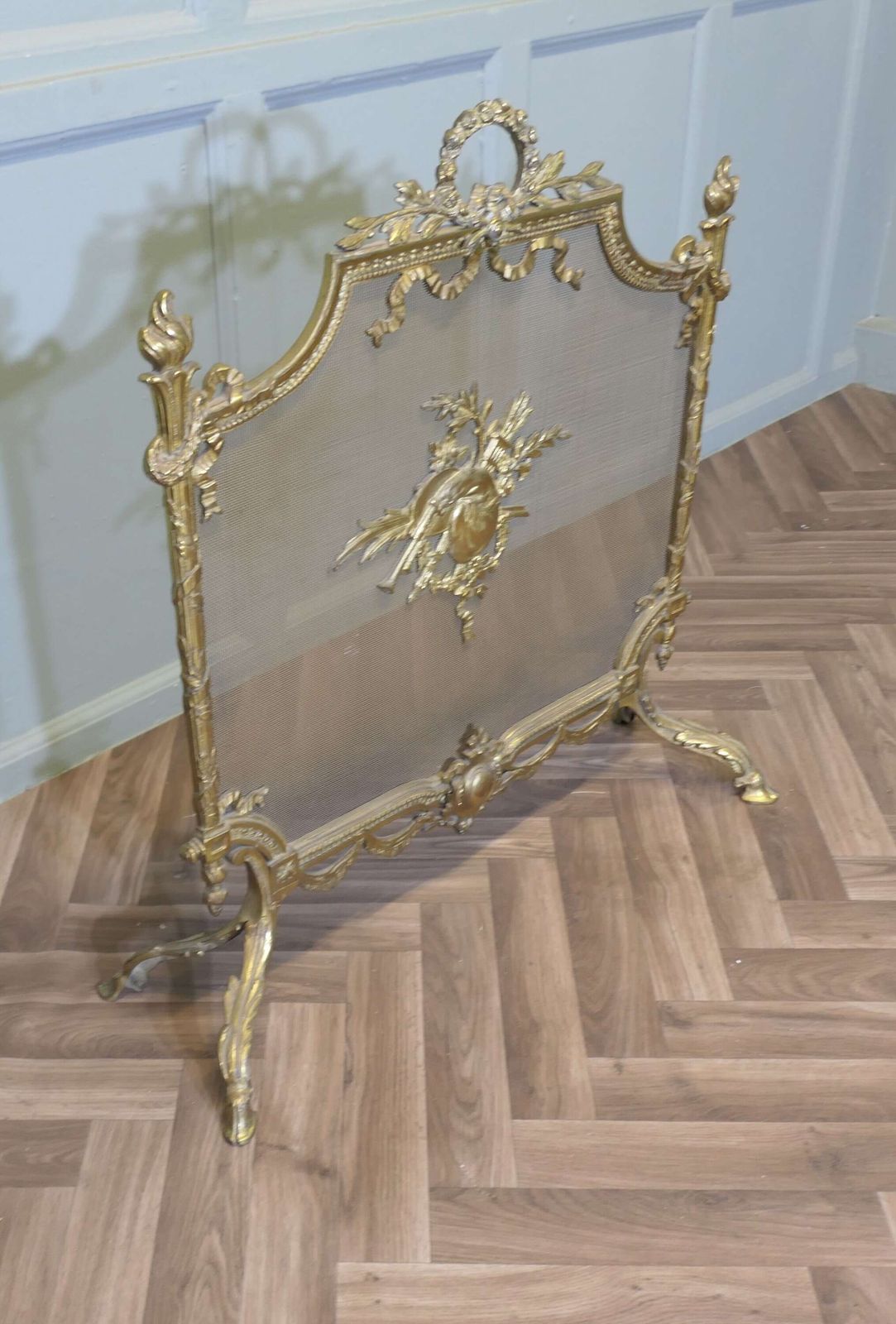 photo furniture A Superb French Brass Rococo Fire Guard, Spark Screen