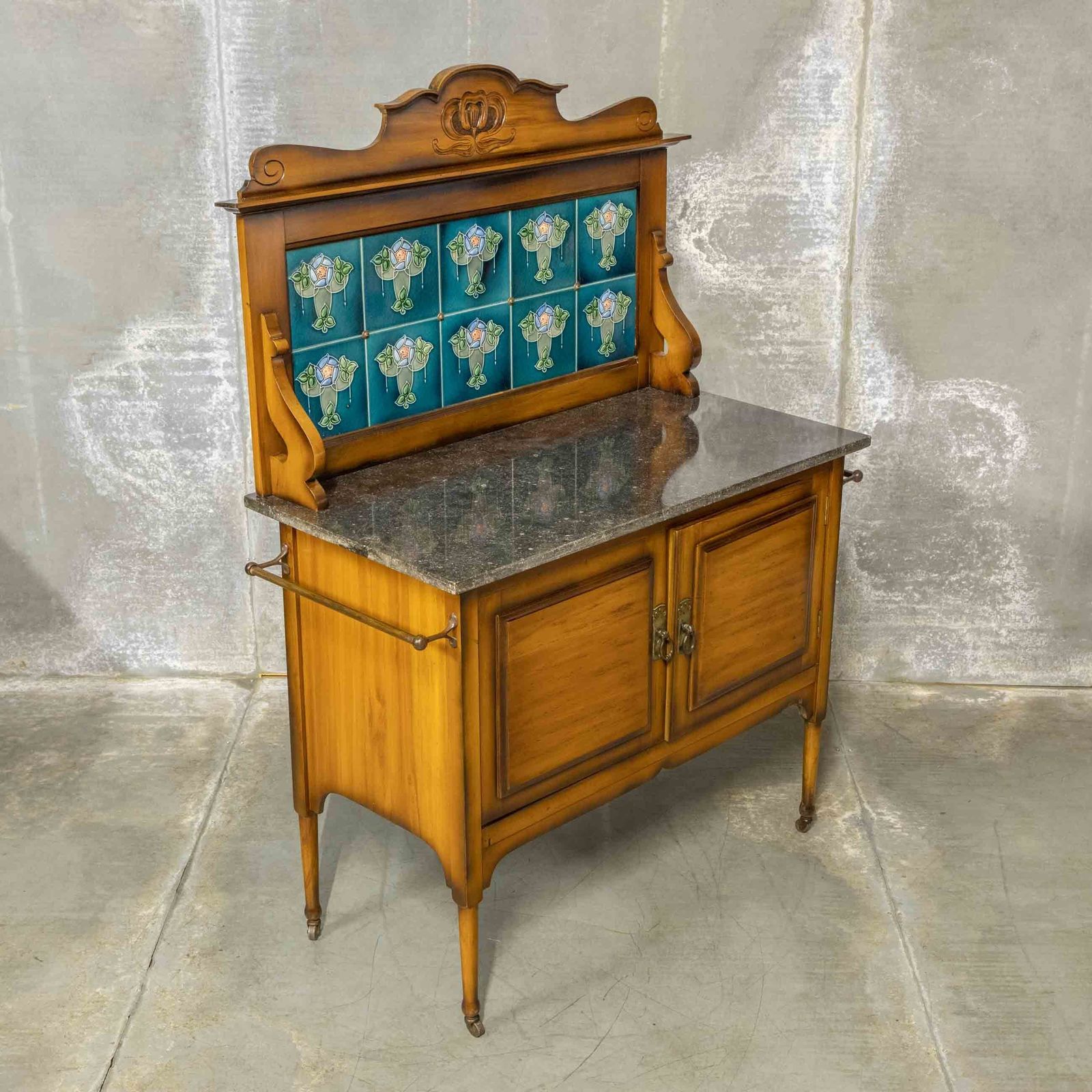 1195.0 Edwardian Marble Top Washstand photo