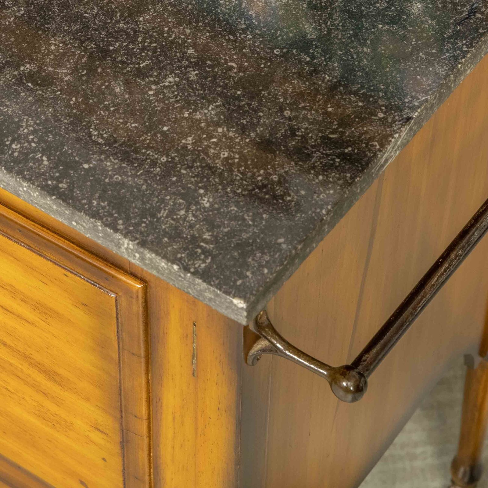 photo vinterior Edwardian Marble Top Washstand