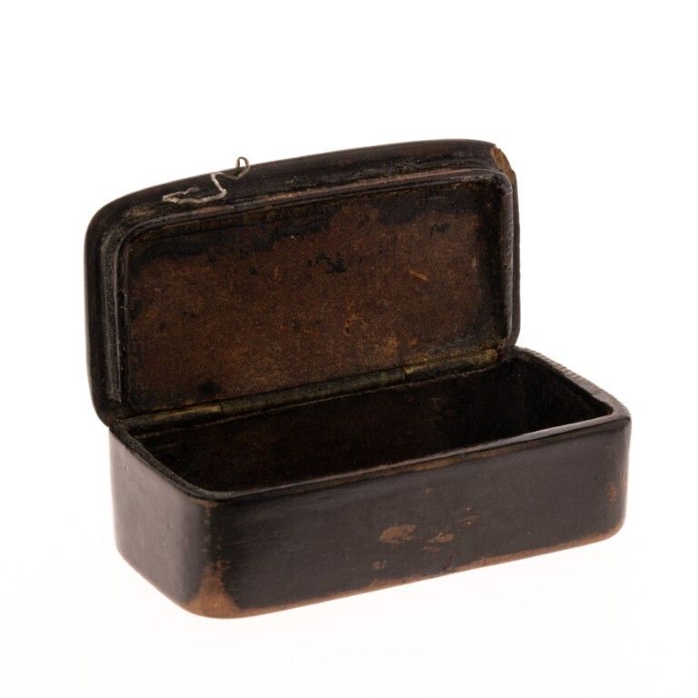 Antique Victorian Inlaid Abalone Shell & Lacquered Papier Mache Snuff Box 19th Century photo furniture
