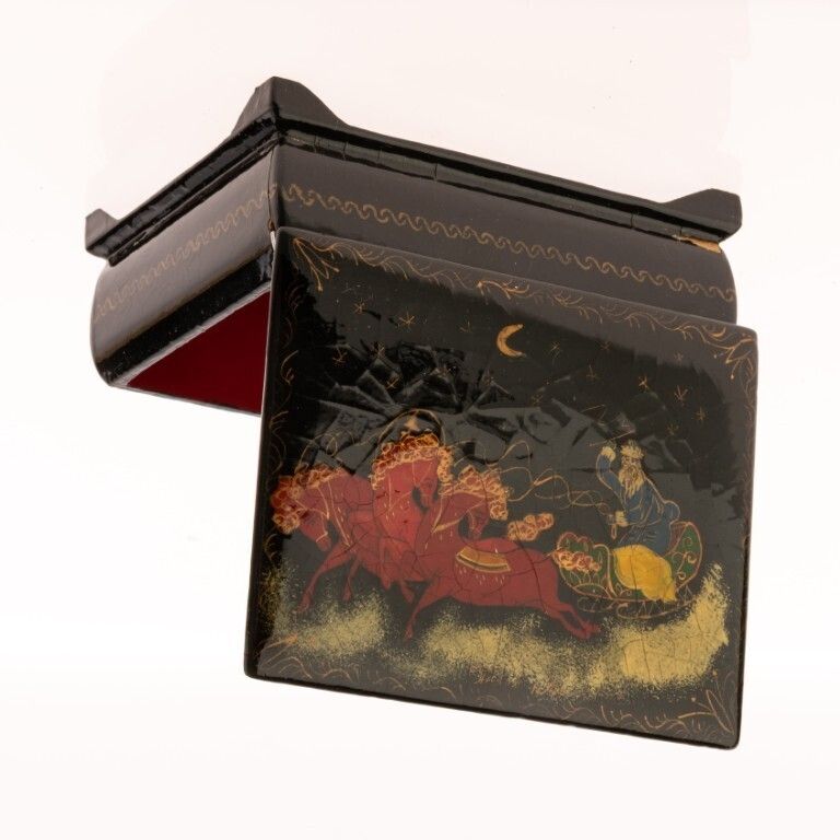 Antique Russian Papier Mache Lacquered Box With Hand Painted Sleigh photo Home Decor