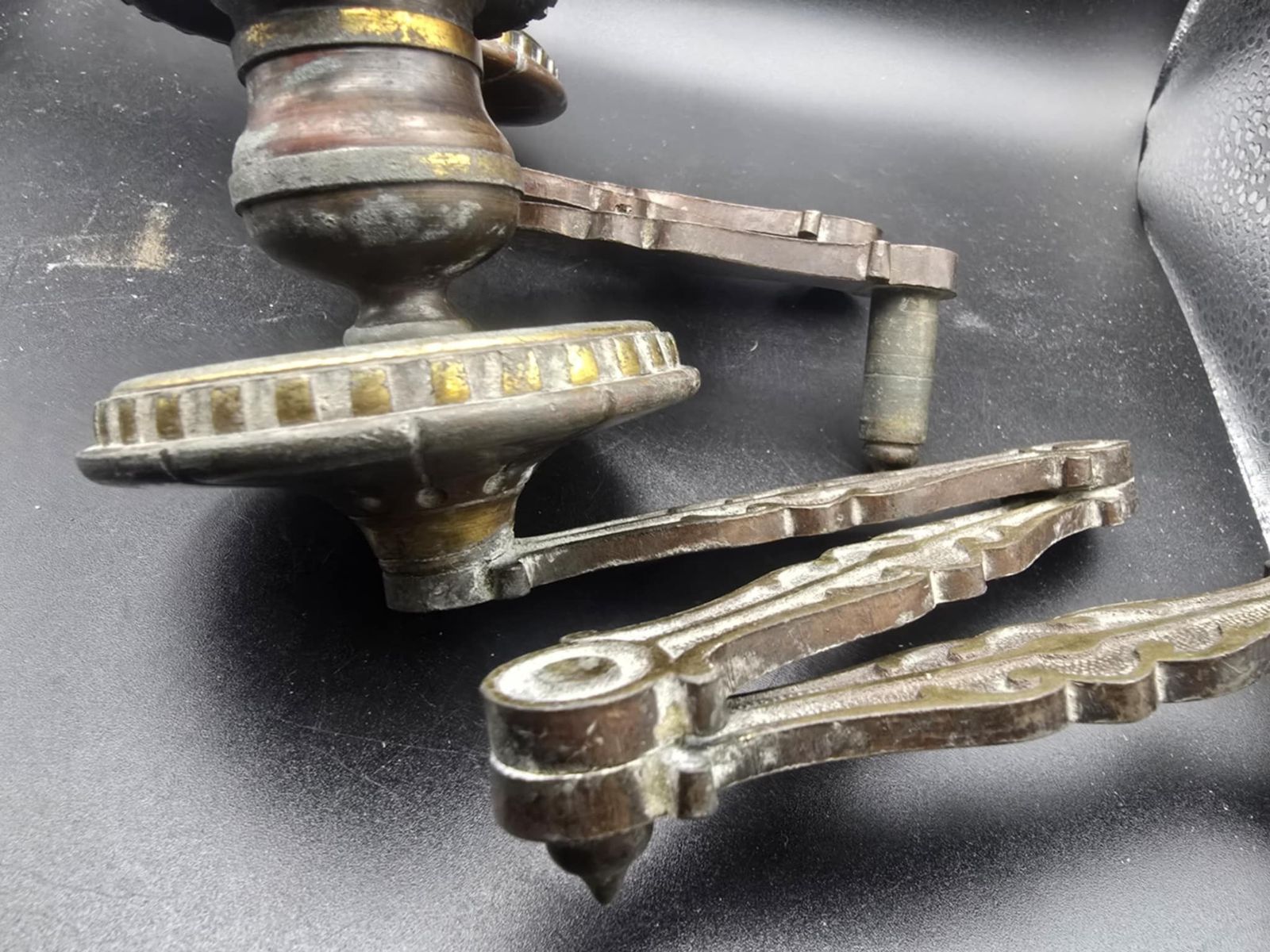 Pair Of Victorian Folding Cast Metal Piano Sconces (1852) As Seen photo vinterior