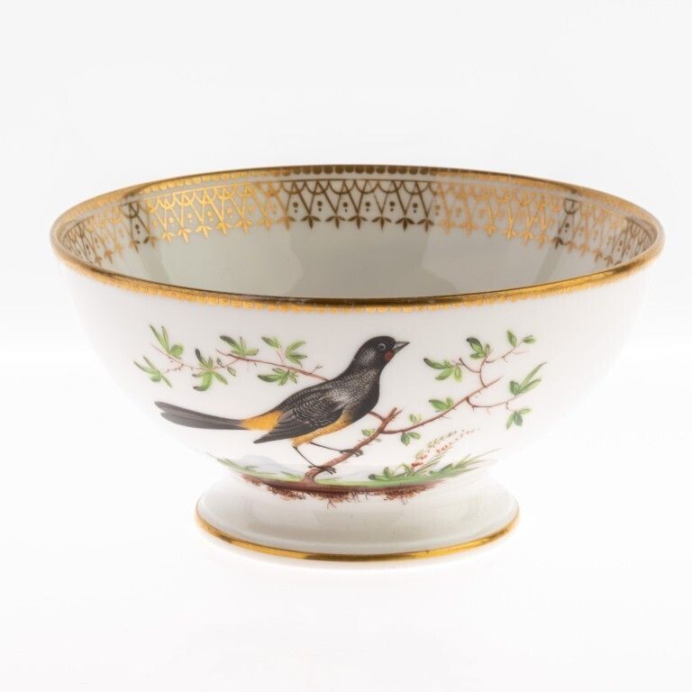 Antique Early 19th Century Paris Gilt Porcelain Ornithological Hand Painted Birds Bowl