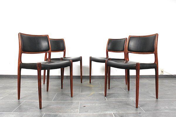 photo vinterior Møller Rosewood Set Of Table And Chairs Model 80 By Niels Otto (N. O.) Møller For J.L. Møllers, 1960s, Set Of 5