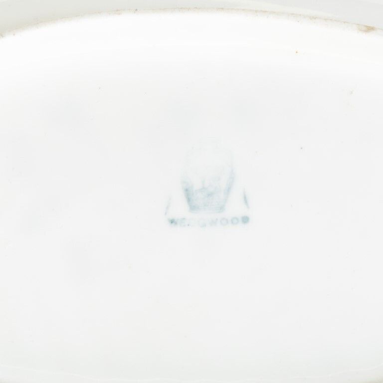 Antique 18th C Wedgwood Gilt Creamware Pottery Dish Hand Painted With Nautilus Shell photo vinterior