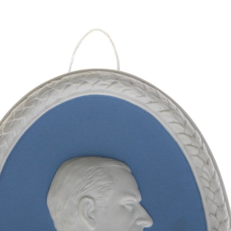 Wedgwood Blue Jasperware Ceramic Porcelain Duke Of Edinburgh Portrait Medallion Laurel Leaf Plaque photo for sale