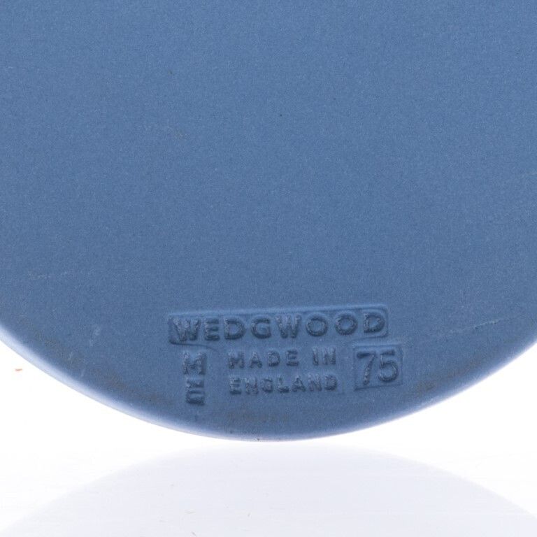 Wedgwood Blue Jasperware Ceramic Porcelain Prince Charles Portrait Medallion Laurel Leaf Plaque photo 85.0