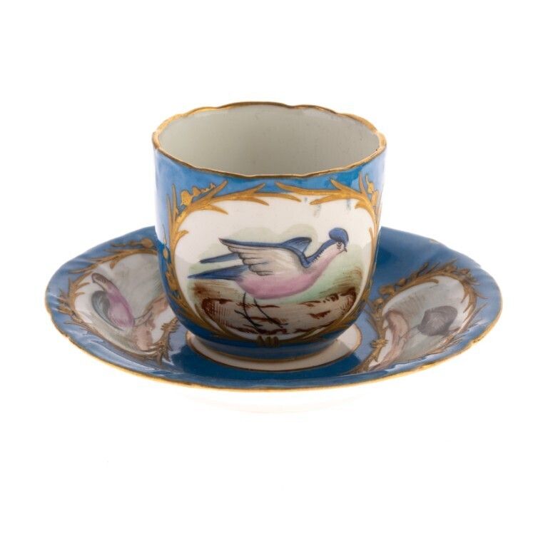 Late 18th Century French Hand Painted Sevres Bleu Celeste Porcelain Exotic Birds Teacups & Saucers photo Home Decor