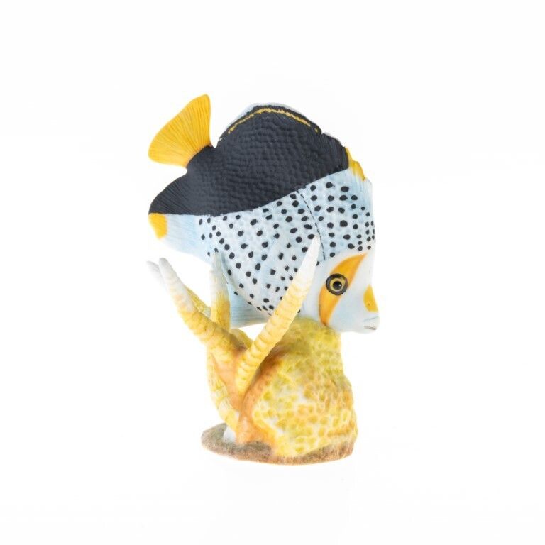 Franklin Mint Hand Painted Fine Porcelain Exotic Fish Sculpture