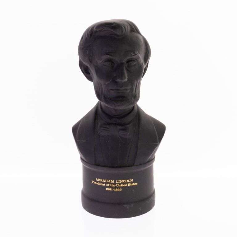Wedgwood Black Basalt Jasperware Ceramic Porcelain Bust Of Us President Abraham Lincoln