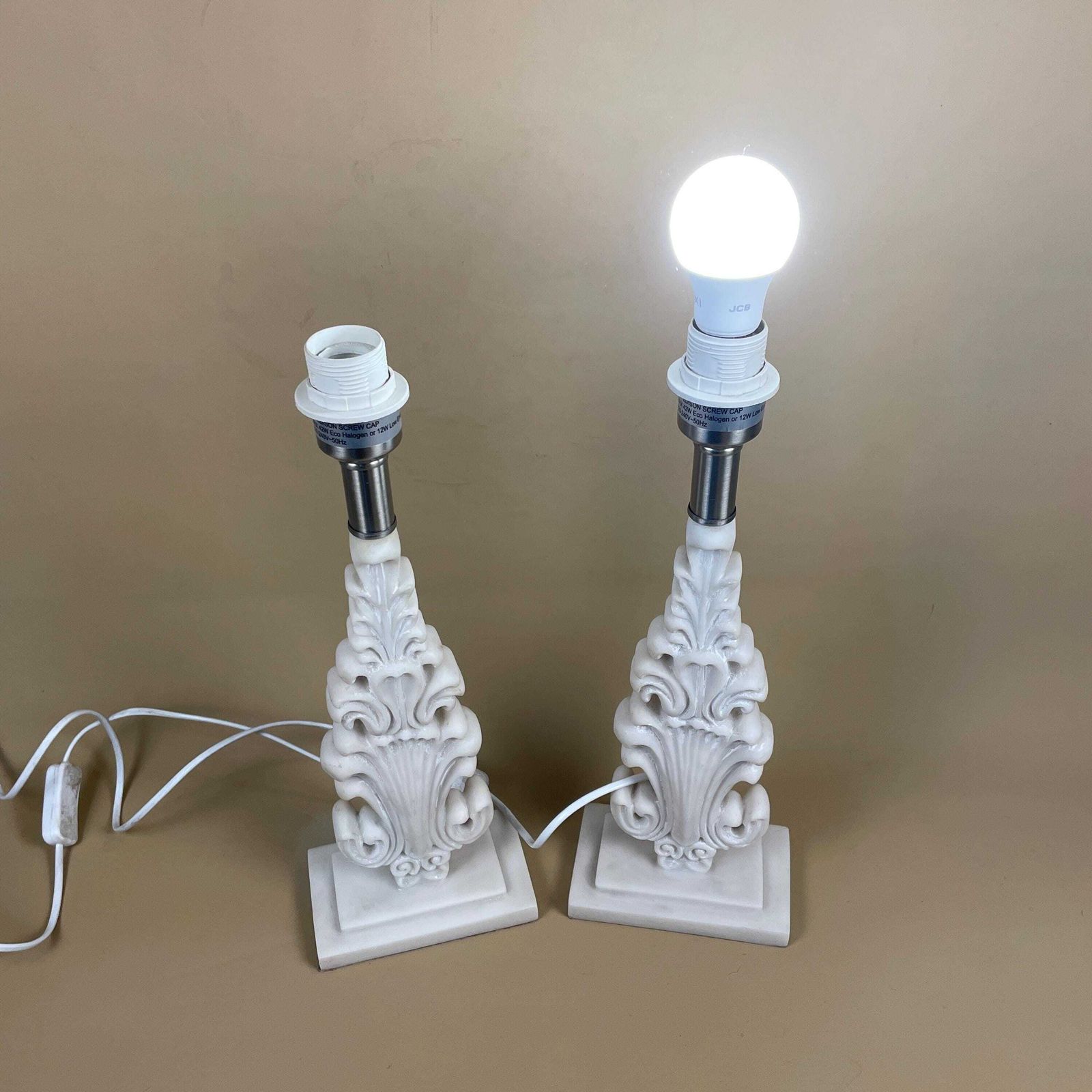 photo furniture Pair Of Faux Marble Lamps Bedside Table Side Lights Ornate Style Modern Cream Repro