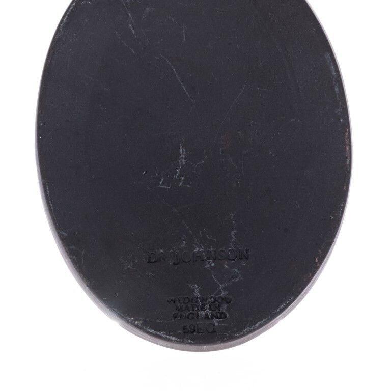 Wedgwood Black Basalt Jasperware Ceramic Porcelain DR Samuel Johnson Portrait Medallion photo 75.0