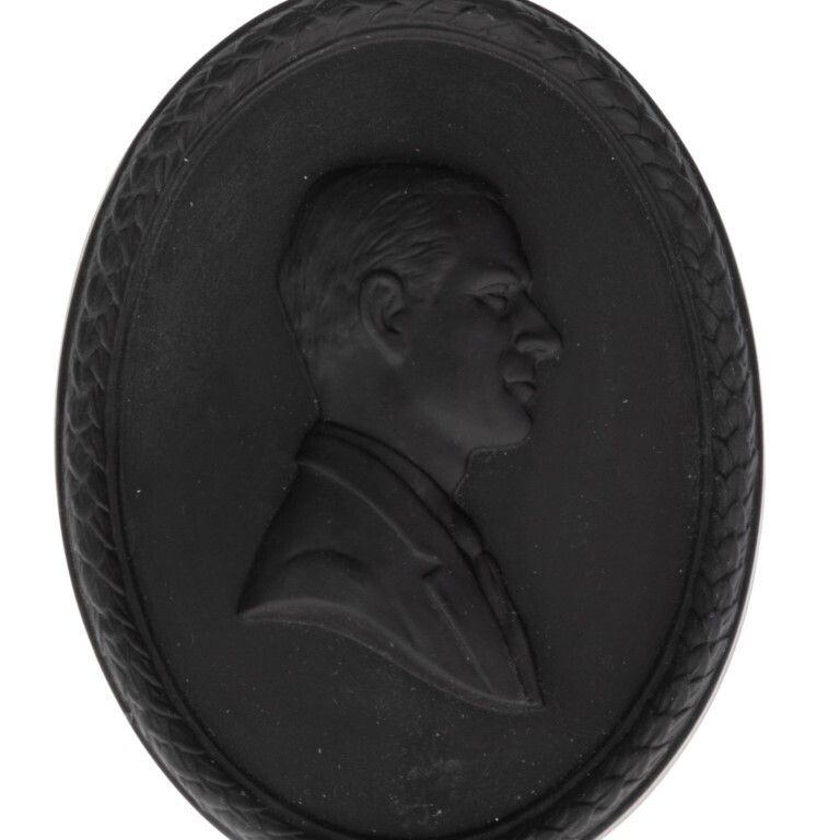 Wedgwood Black Basalt Jasperware Ceramic Porcelain Prince Philip Silver Wedding Portrait Medallion photo furniture