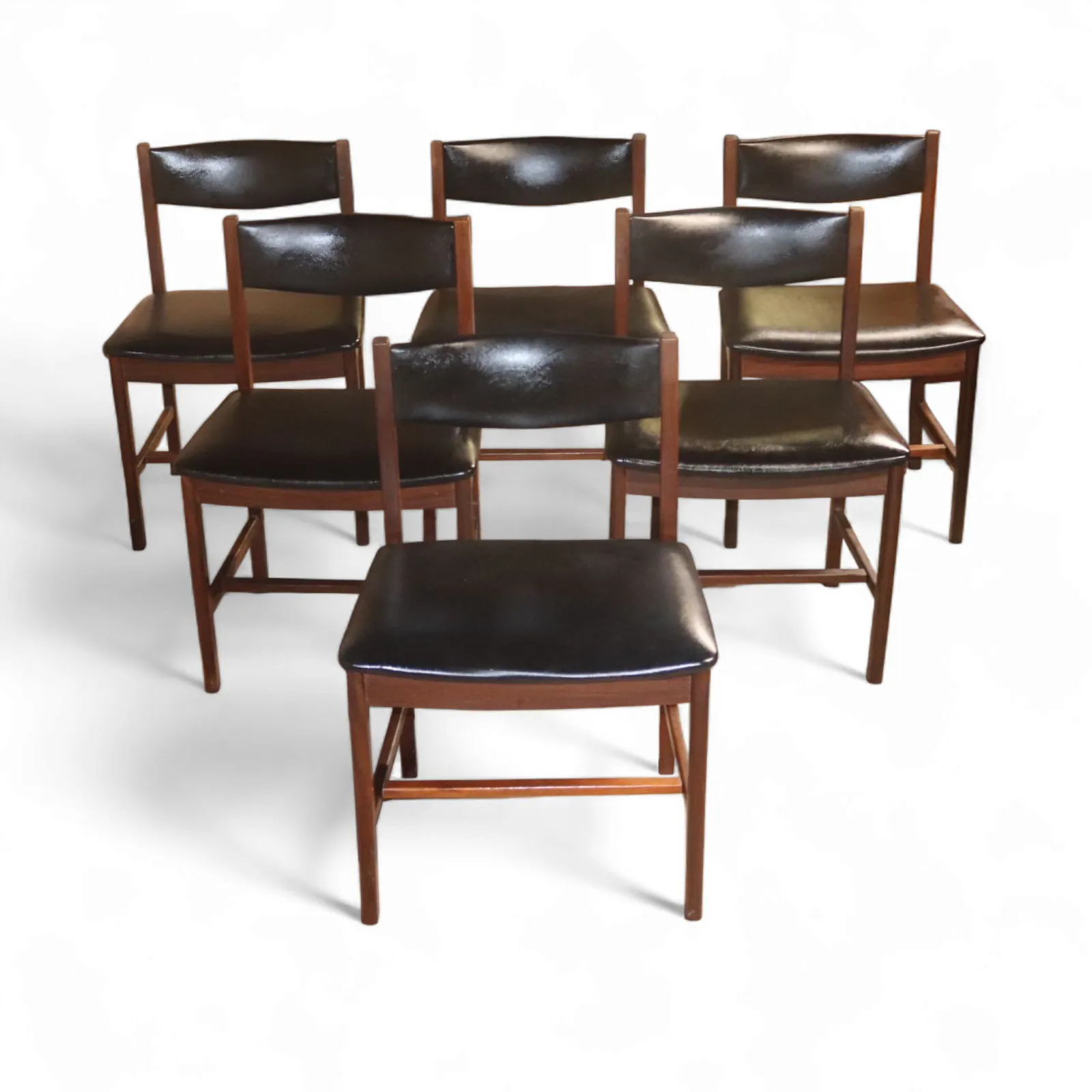 photo vintage Set Of Six Mid Century Teak Archie Shine Black Leather Upholstered Dining Chairs