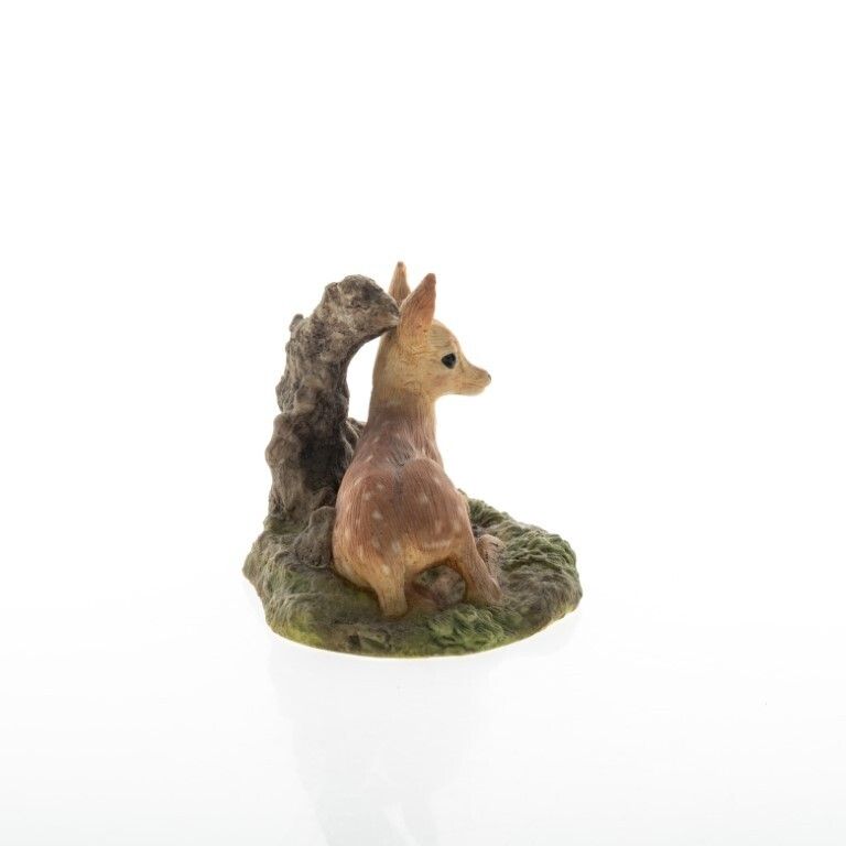 Wedgwood Hand Painted Ceramic Porcelain Fawn Sculpture photo furniture