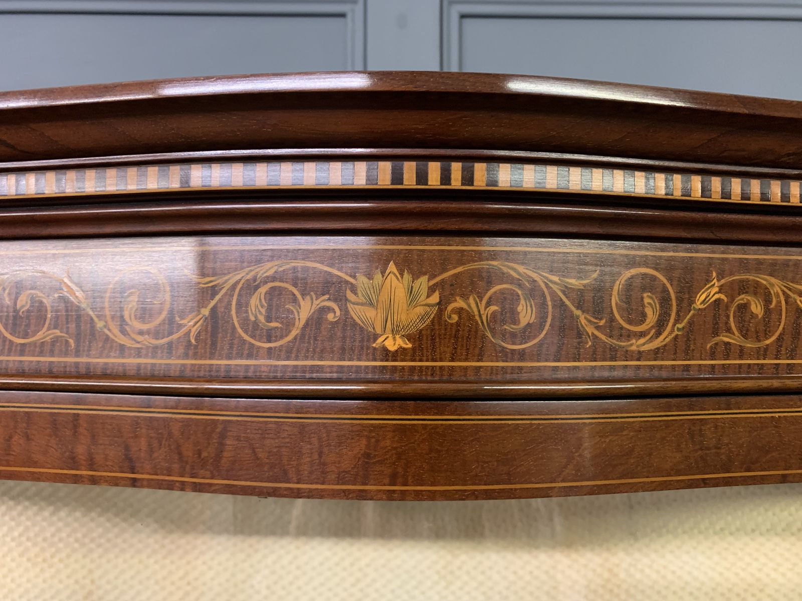 photo vinterior Maple & Co. Inlaid Mahogany Display Cabinet