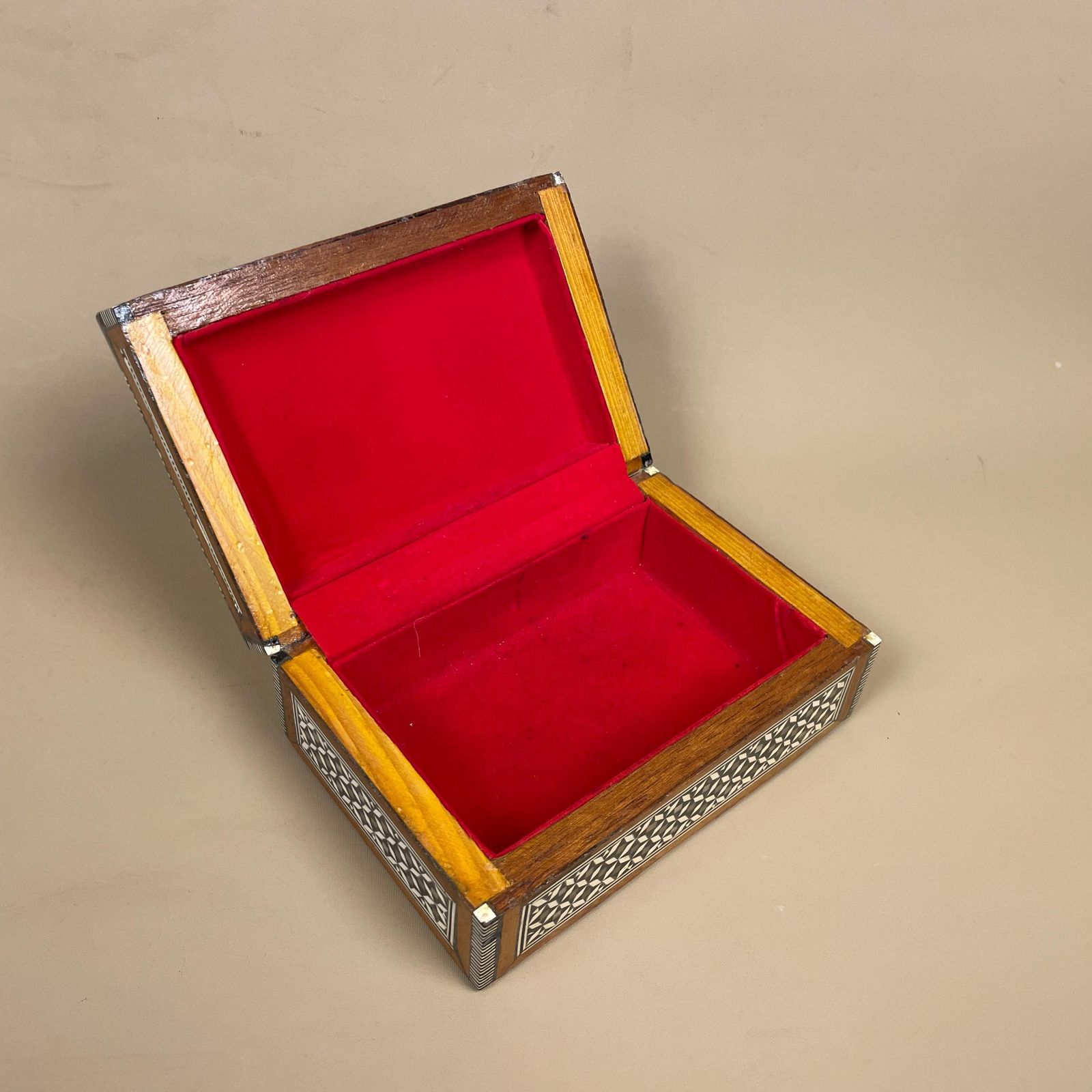 Vintage Wooden Mother Of Pearl Inlay Box Trinket Jewellery Middle Eastern Red Lining Rectangle photo vinterior