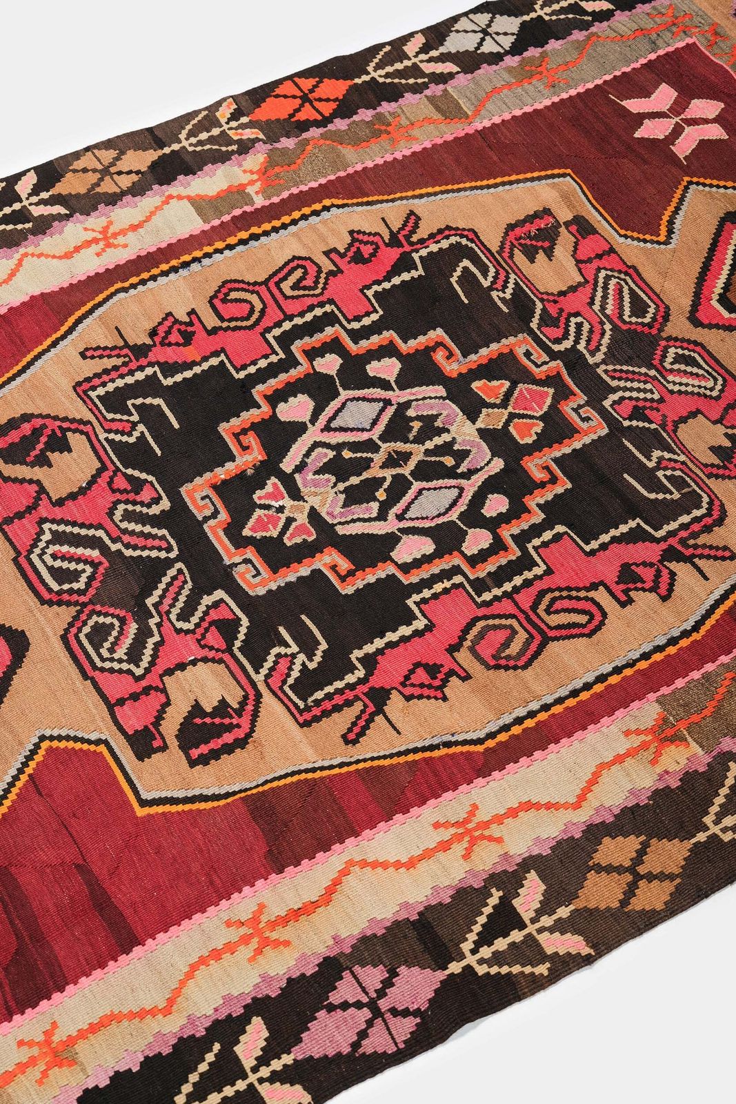 Giant Sarkisla Kilim Carpet, Türkiye, 60s photo Textiles