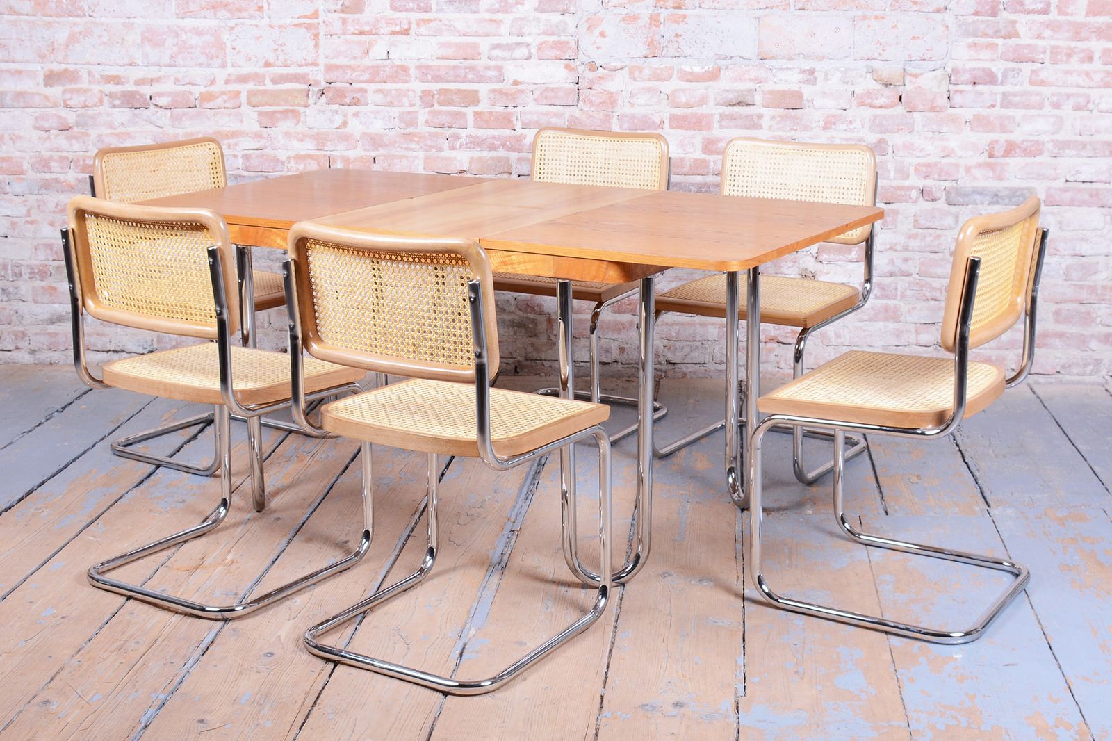 photo vintage Set Of Four Restored Bauhaus Cesca Chairs, By M. Breuer, Chrome, Italy, 1980s