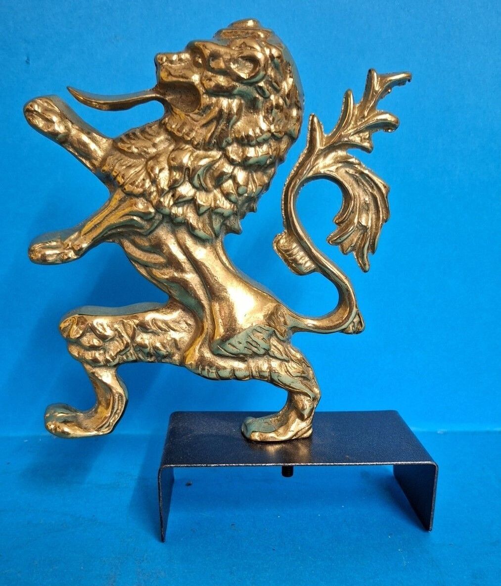 Rare Brescia Rampant Lion Emblem Mascot 1000 Mille Miglia Road Racing Gold Lion Mascot Italy