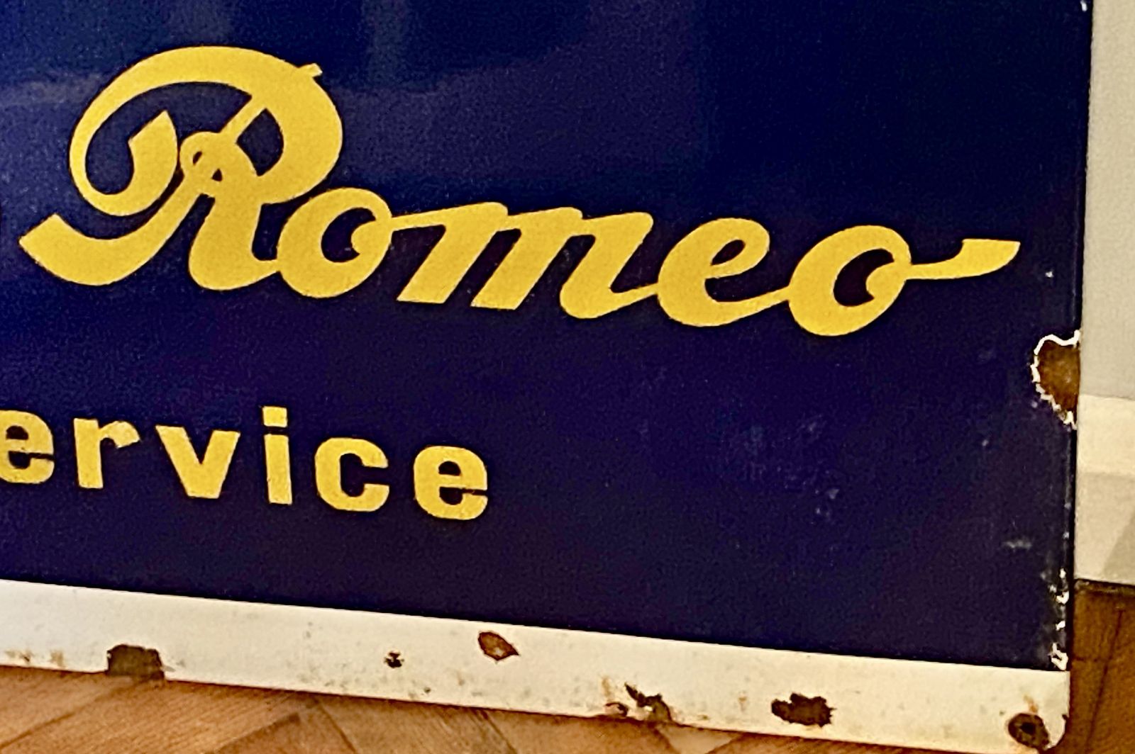 Large Alfa Romeo Enamel Metal Dealership Service Sign Garage Signage Auto Showroom Art Stelvio Giulia Quadrifoglio Alfa 33 156 147 Giulietta photo vinterior