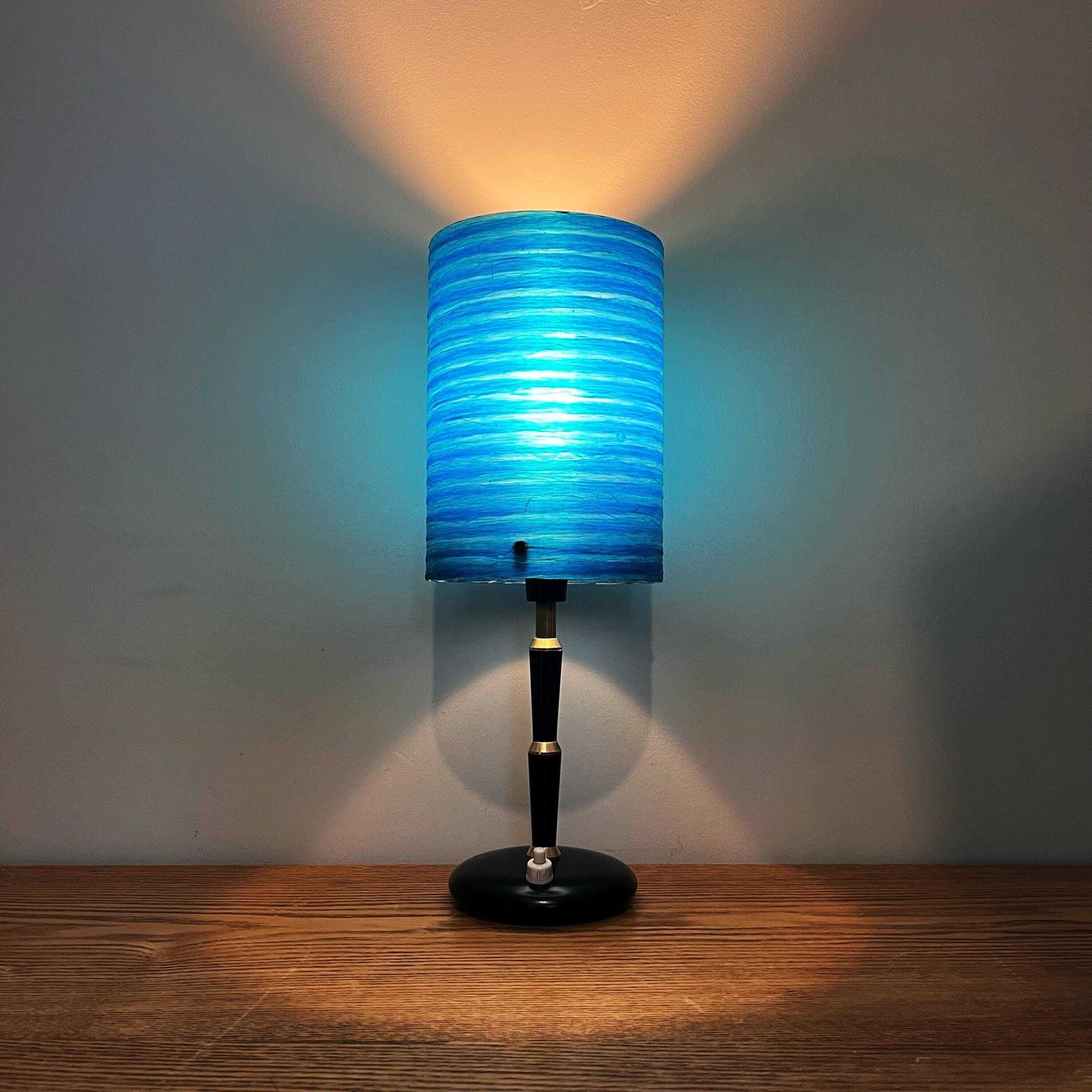 Mid Century Atomic Lamp., 1950s photo furniture