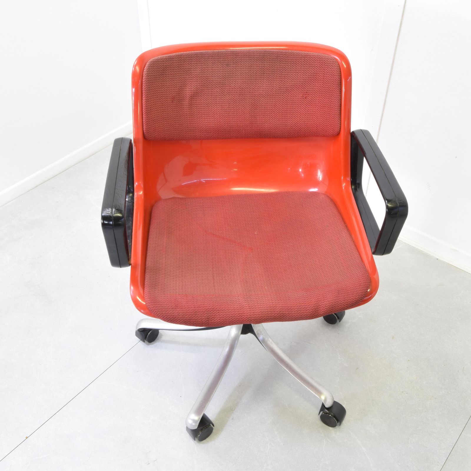 photo for sale Osvaldo Borsani Tree Chairs Mod. Modus For Tecno 1970s.