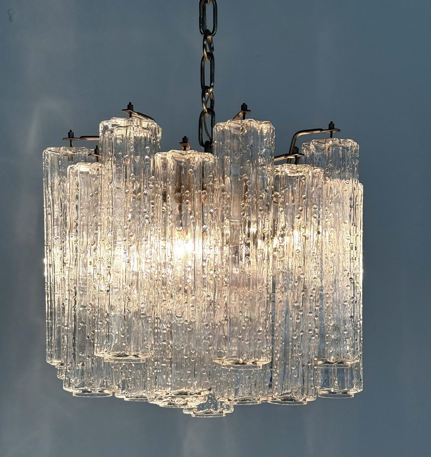 photo vinterior Italian Midcentury Murano Glass Chandelier With 24 Glass Tubes, 1960s