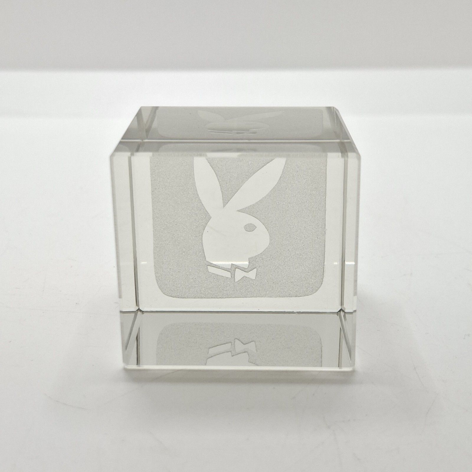 Mappin & Webb Playboy Club Paperweight Engraved Bunny Crystal Glass Boxed 1970s photo 245.0