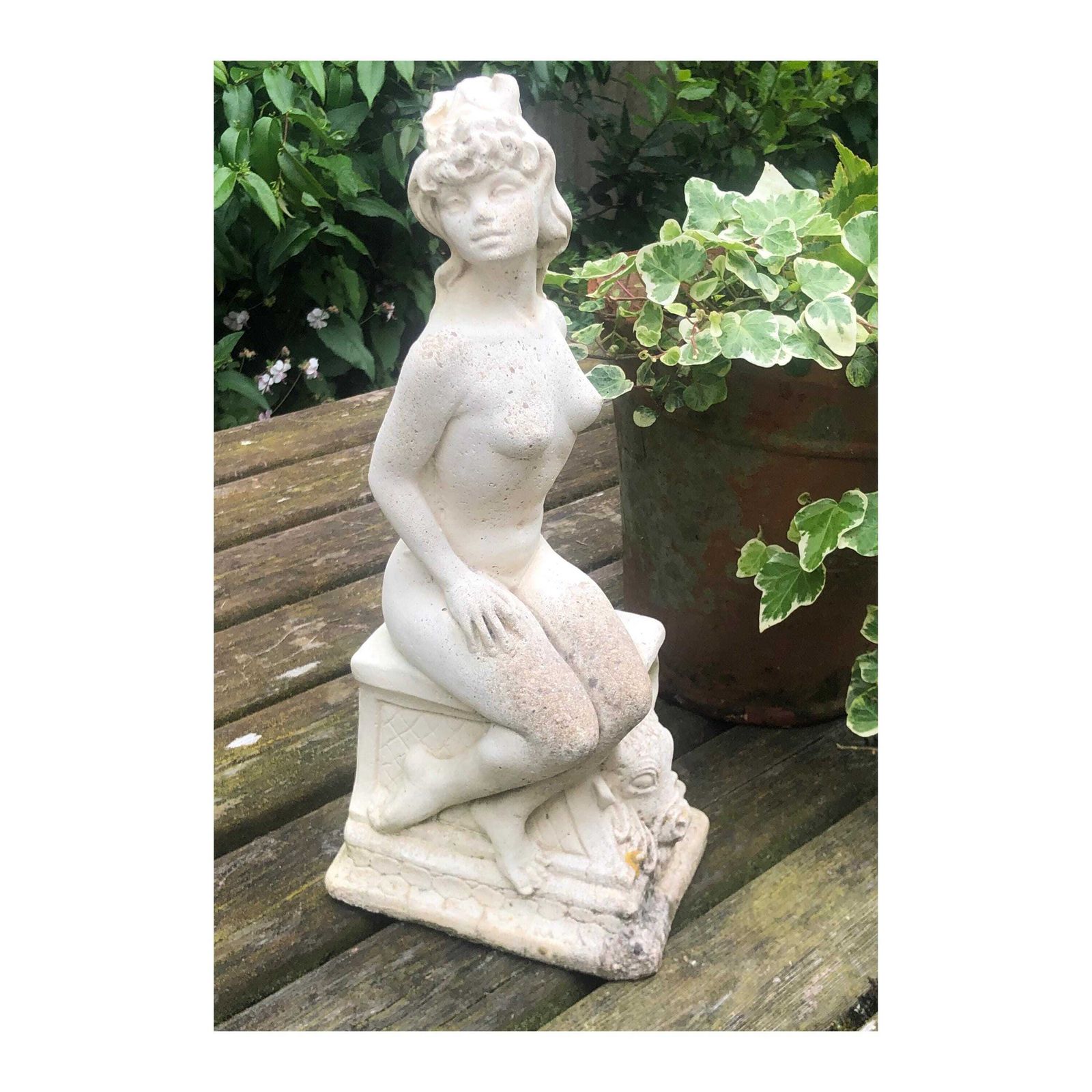 Vintage Stone Greek/Roman Goddess Small Statue Vintage White Stone Seated Aphrodite Or Venus Statue White Composite Stone Female Nude Statue