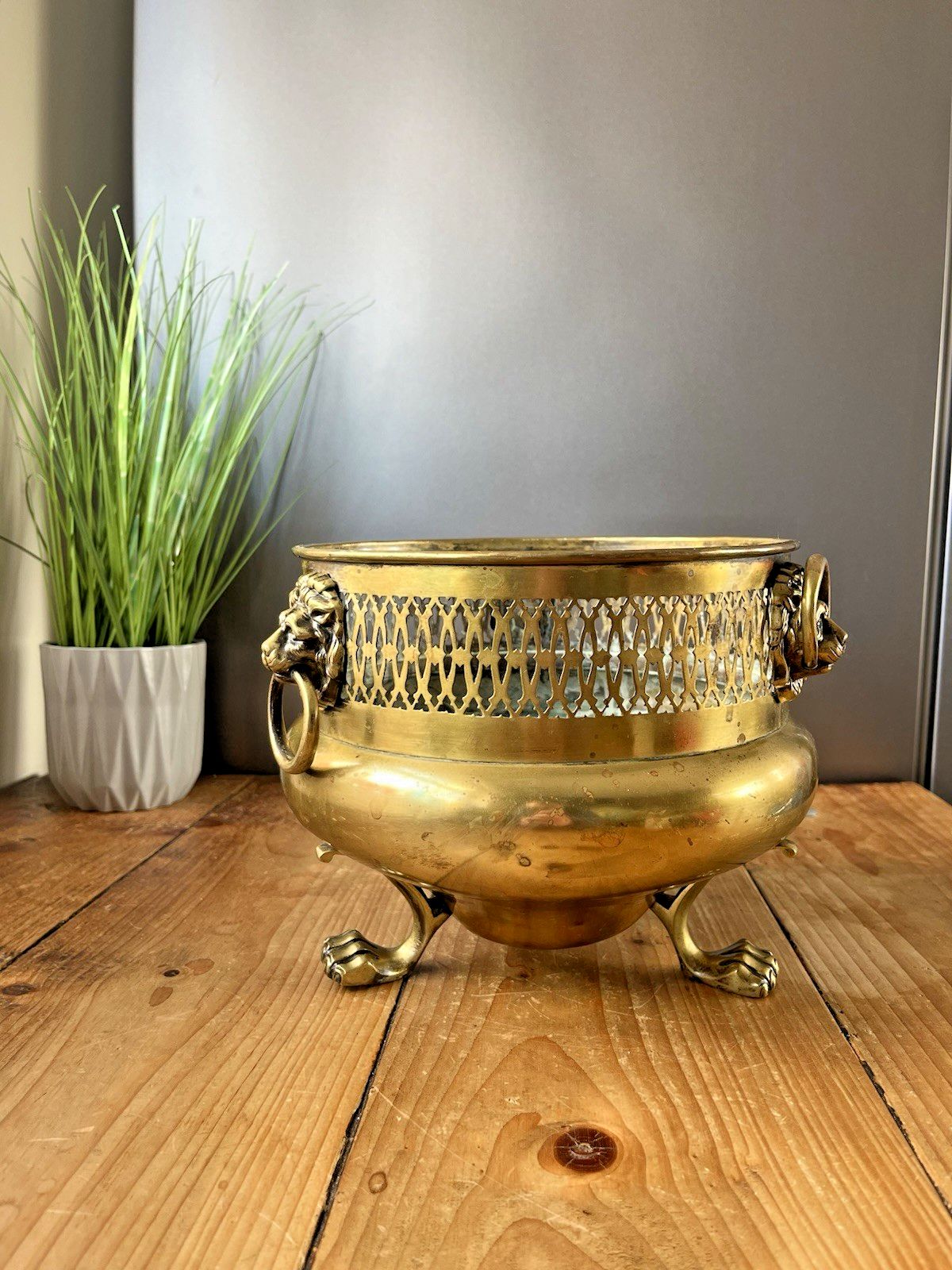 Antique Art Nouveau Brass William Soutter & Sons Plant Pot Lion Handles & Feet photo 165.0