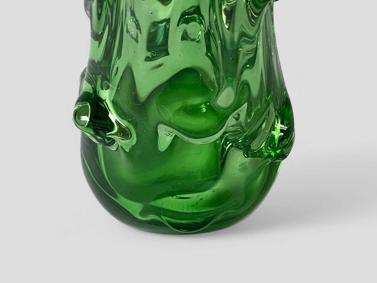 Mid Century Emerald Green Bohemian Glass Sculpture Vase By Jan Beranek For Skrdlovice Glassworks photo 90.0
