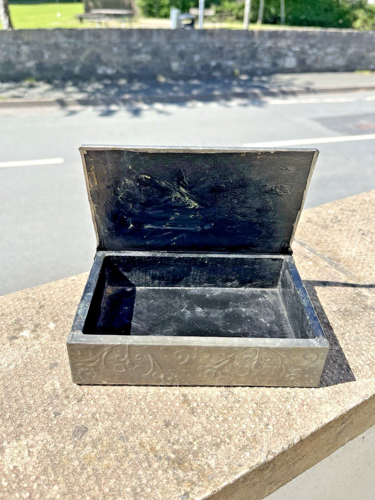 Antique Arts & Crafts Floral Pewter Cabochon Jewelled Box Trinket Jewellery photo vinterior