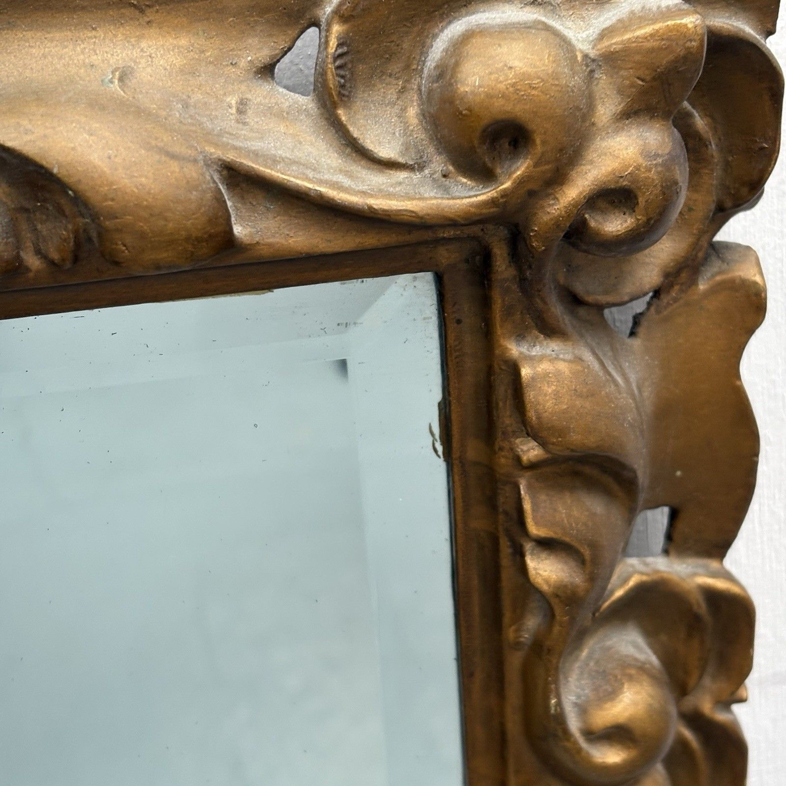 Home Decor A Bevelled Plate Wall Mirror In A Pierced Carved & Gilt Painted Roccoco Frame photo