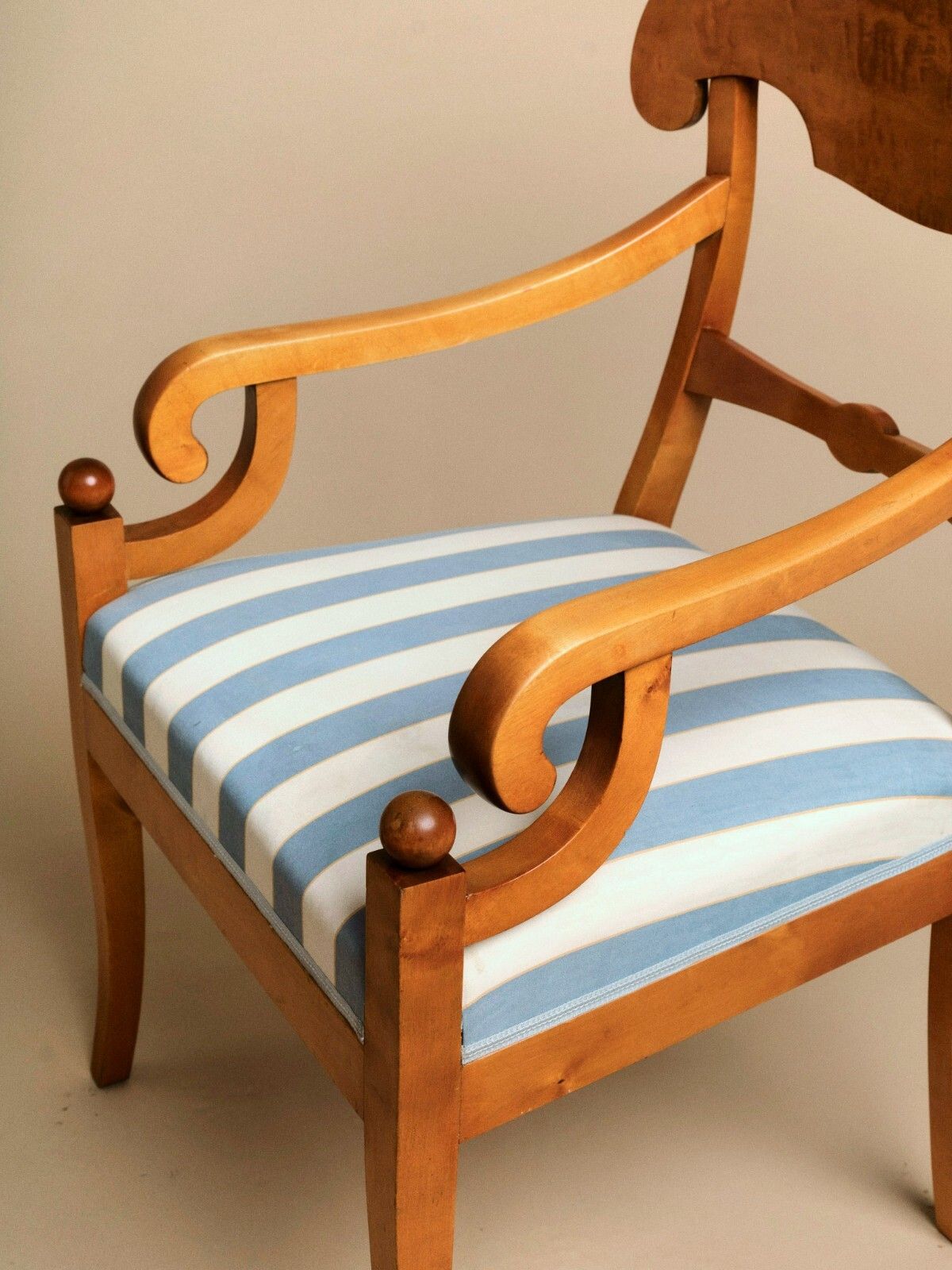 Pair Of  Antique Swedish Neoclassical Biedermeier Armchairs, Curly Birch C.1840 photo vinterior