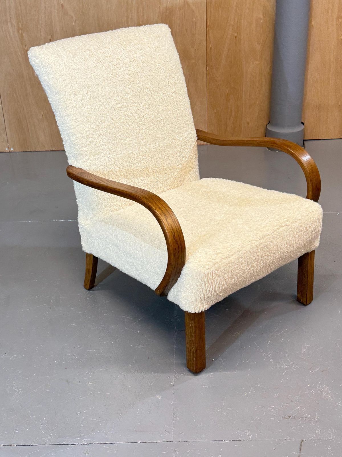 Parker Knoll Pk 704 1940’s Oak Armchair In (Faux) Lambs Sheep Fleece Plush Fabric Deep Boucle. Stunning Item.. Fully Refurbished & Restored photo buy