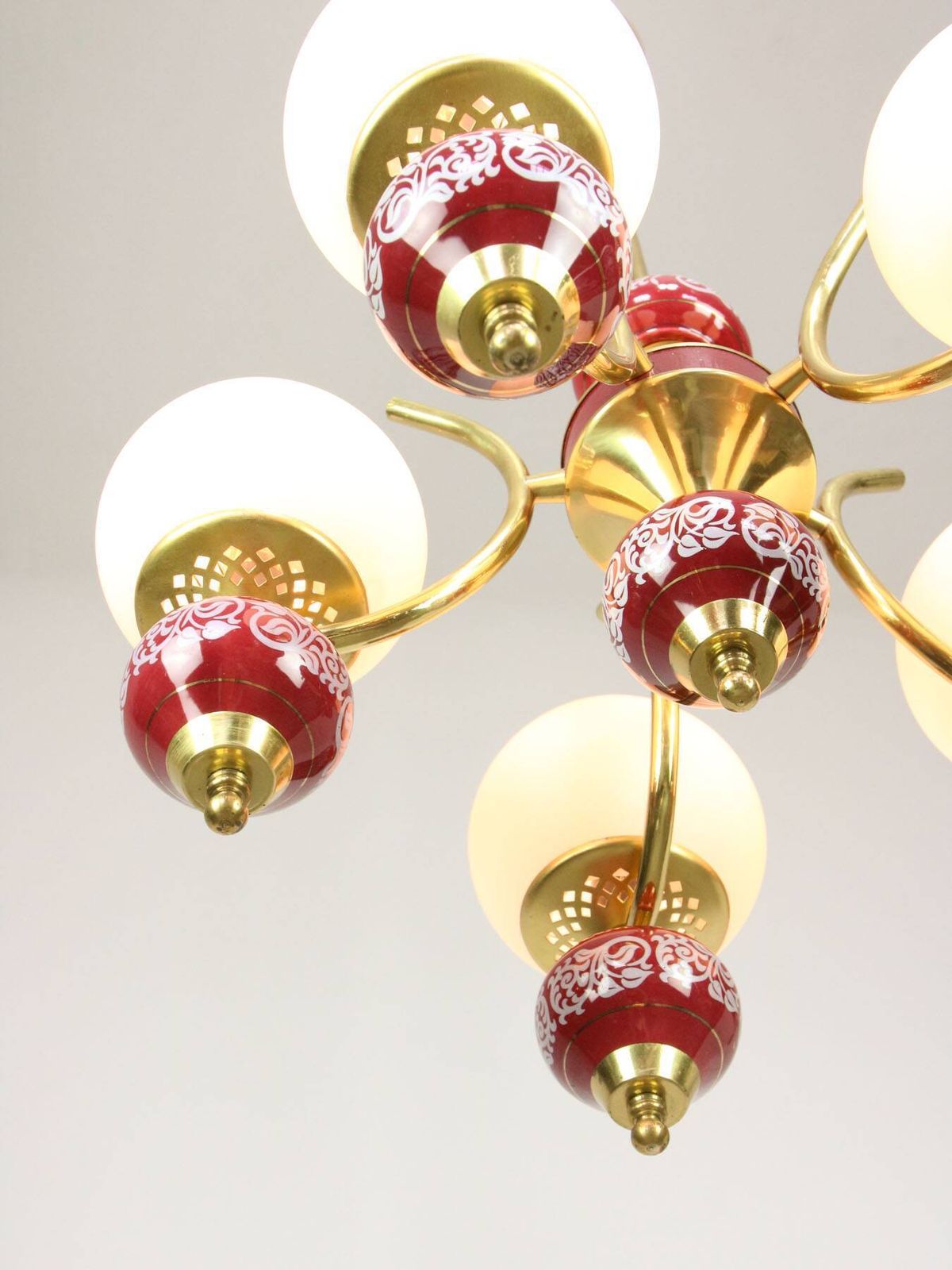 photo vinterior Mid Century Italian Brass, Opaline & Ceramic Chandelier