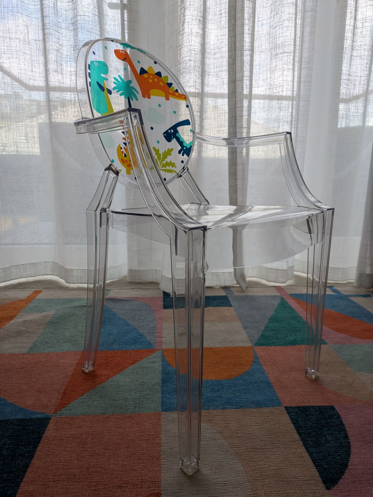 Lou Lou Ghost Children Armchair   / Patterns   Kartell photo Furniture