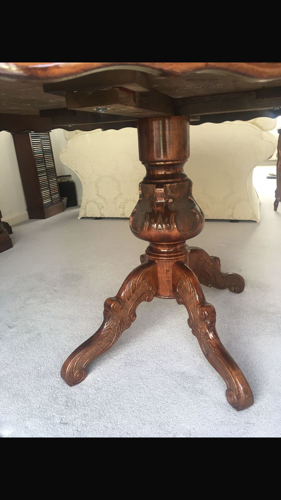 photo vintage Dining Table With 6 Chairs. Reduced! Italian Inspired Design Upholstered In Grey