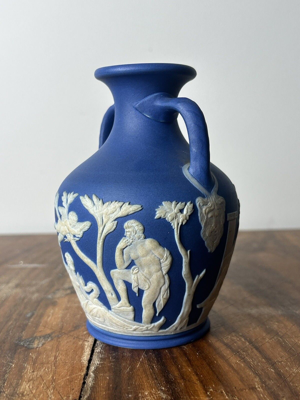 Wedgwood Blue Jasperware Portland Vase 19th Century 13cm photo buy